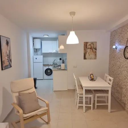 Apartamento Centrico En Malaga Exterior photo